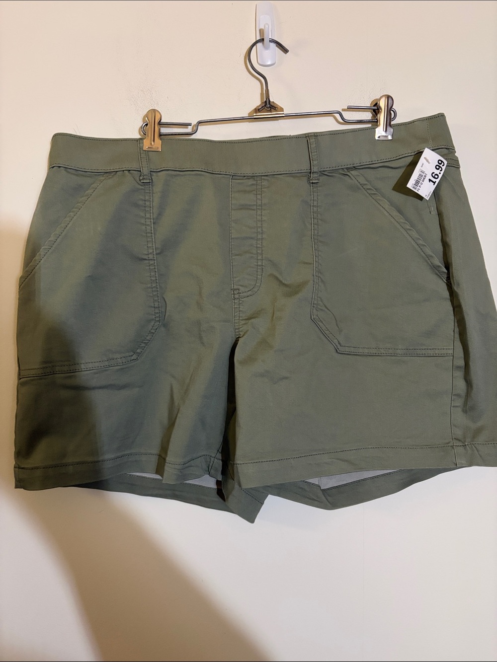 Falls Creek Olive Green Athletic Shorts with Front Pockets